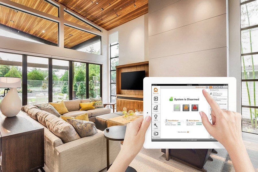 How a Smart Home Security System Gives You Peace of Mind - Blog